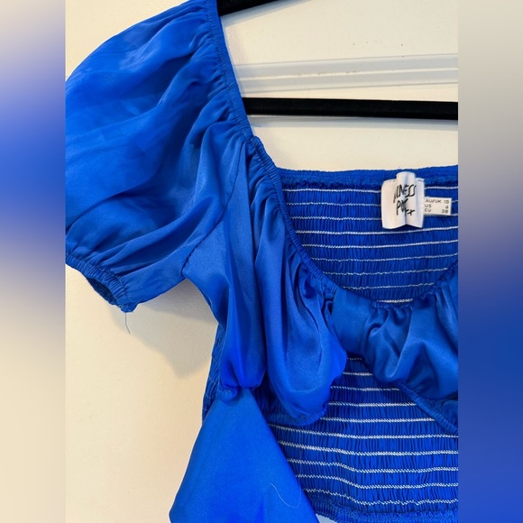 Princess Polly Satin Crop Top US 6 - Picture 3 of 6